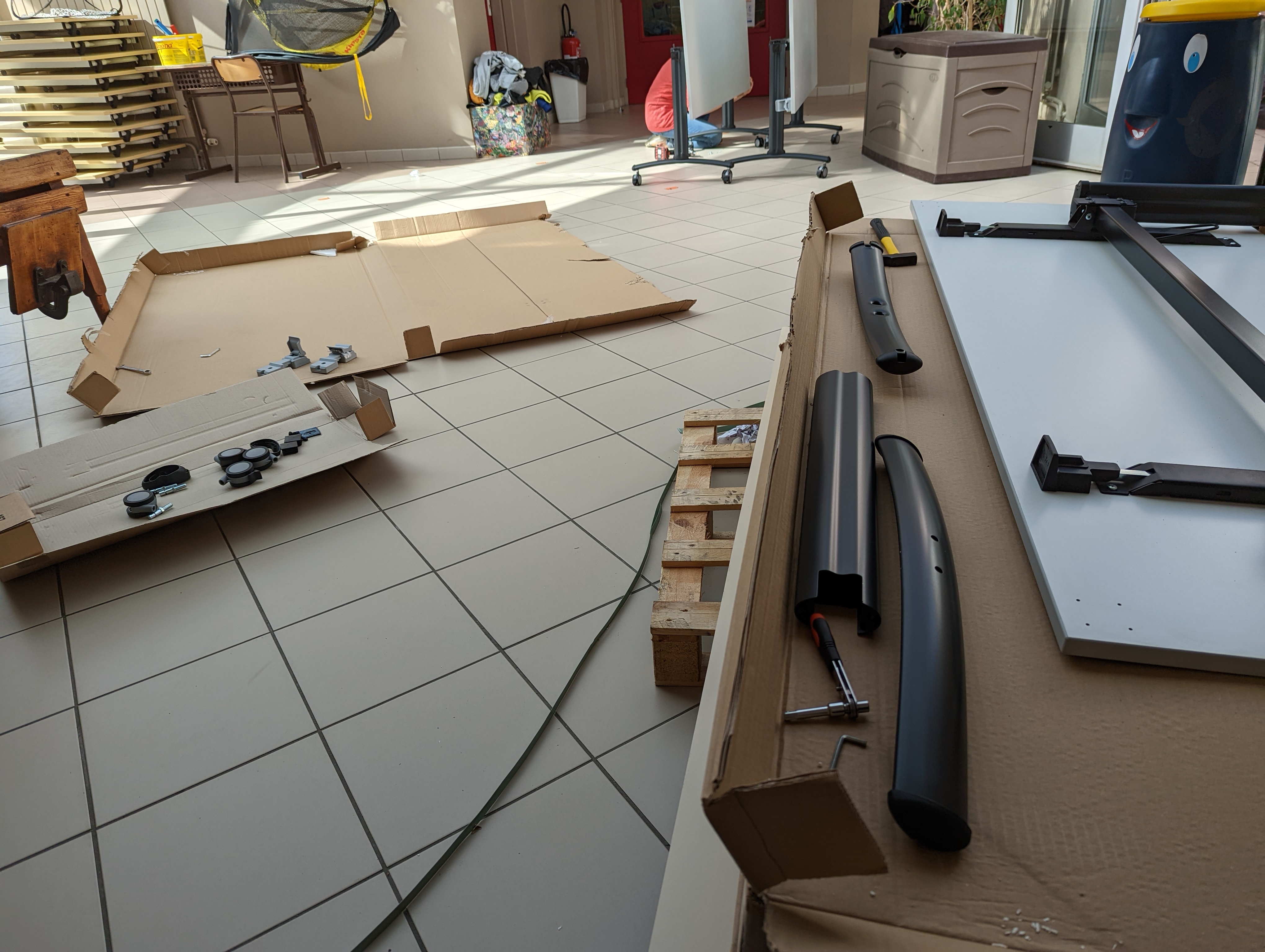 Salle polyvalente - Montage